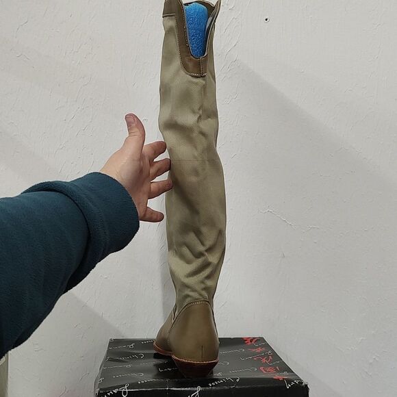 Chinese Laundry Cat Balou above the knee Canvas boot New - Picture 2 of 5